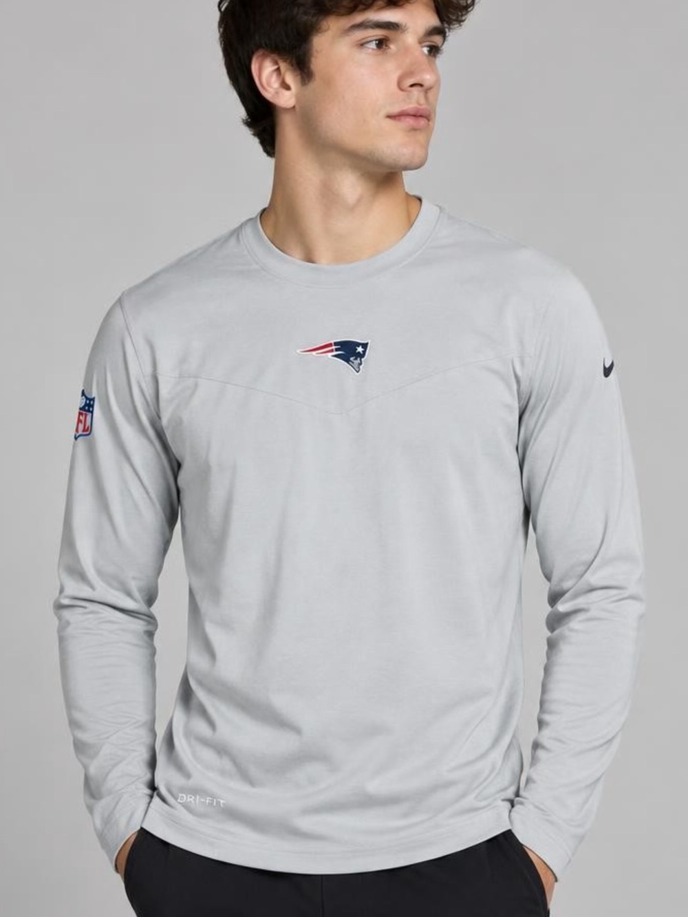 NFL New England Patriots Long-Sleeve Crew Shirt - Light Gray